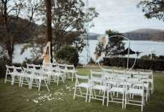 Outdoor_Wedding_Ceremony_Inspo_Elouera_Cottage_Point_KMYC