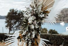 Wedding_Flowers_BridalArch_Dried_flowers_style_Northern_Beaches